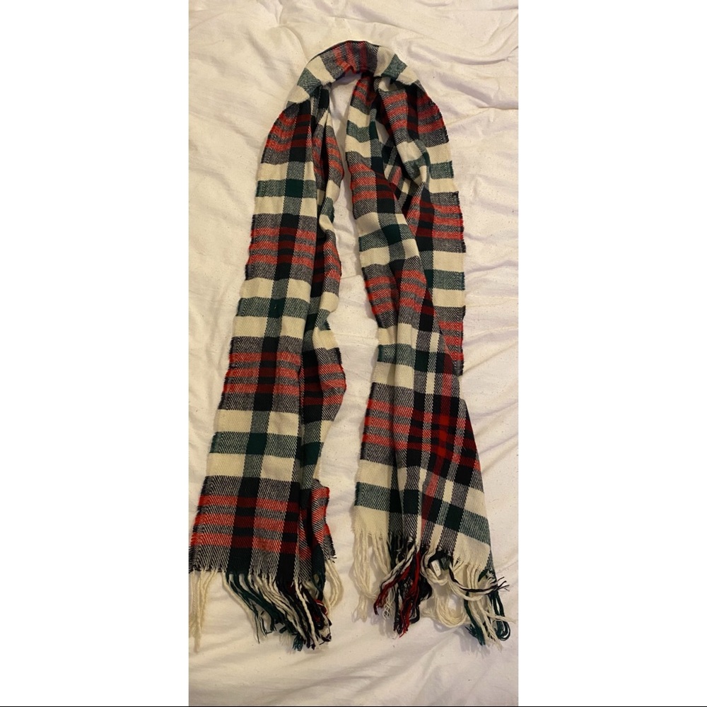 Plaid Scarf | Old Navy | Like New | ✨